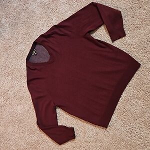 Mens V- neck wool sweater